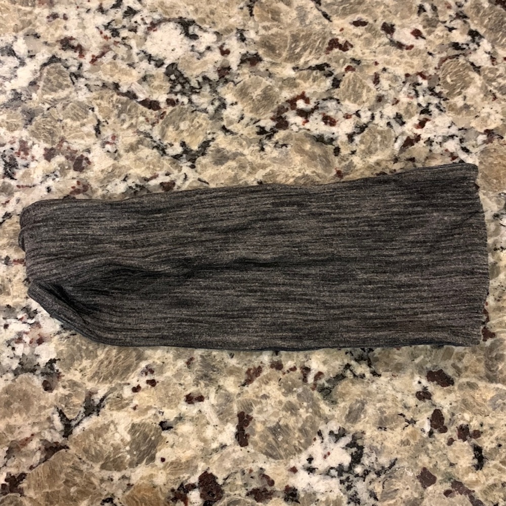 Lululemon reversible head band